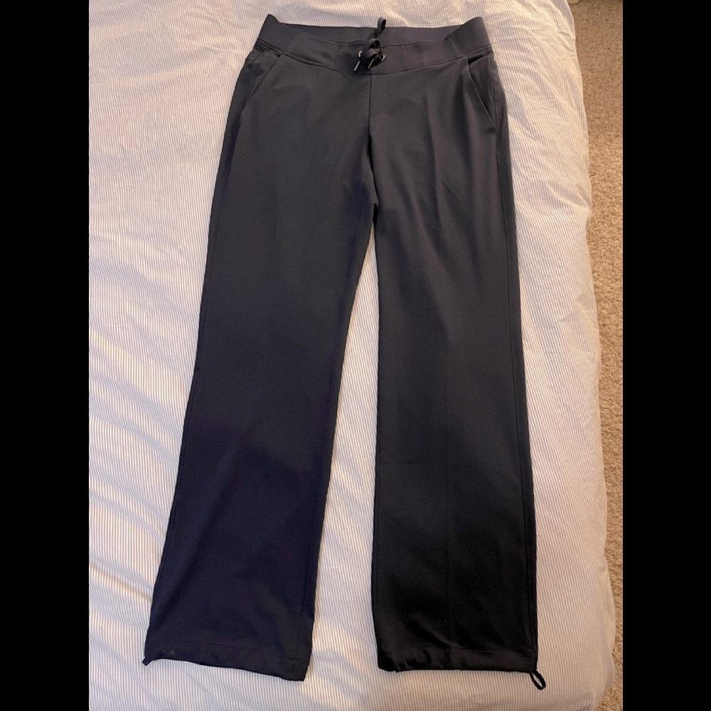 ATHLETA Yoga pants size 8 navy blue NWOT